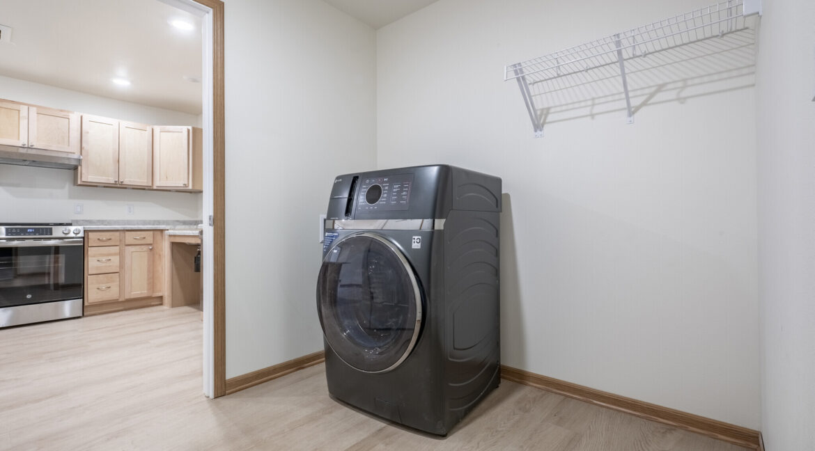 pdc-cottages-prairie-du-chien-wi-2br-1ba---900sf---laundry-room